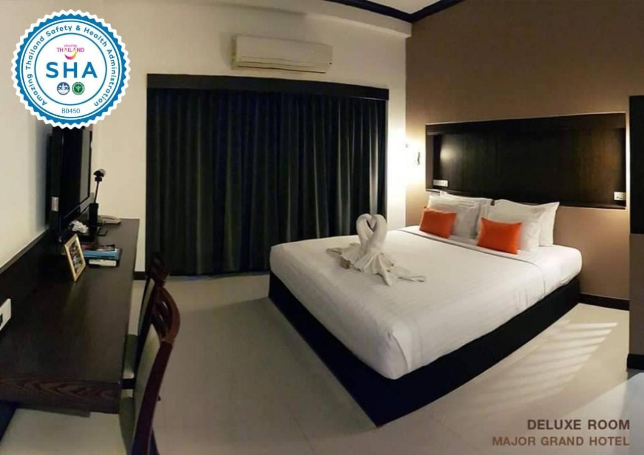 Major Grand Hotel Chum Phae Bagian luar foto